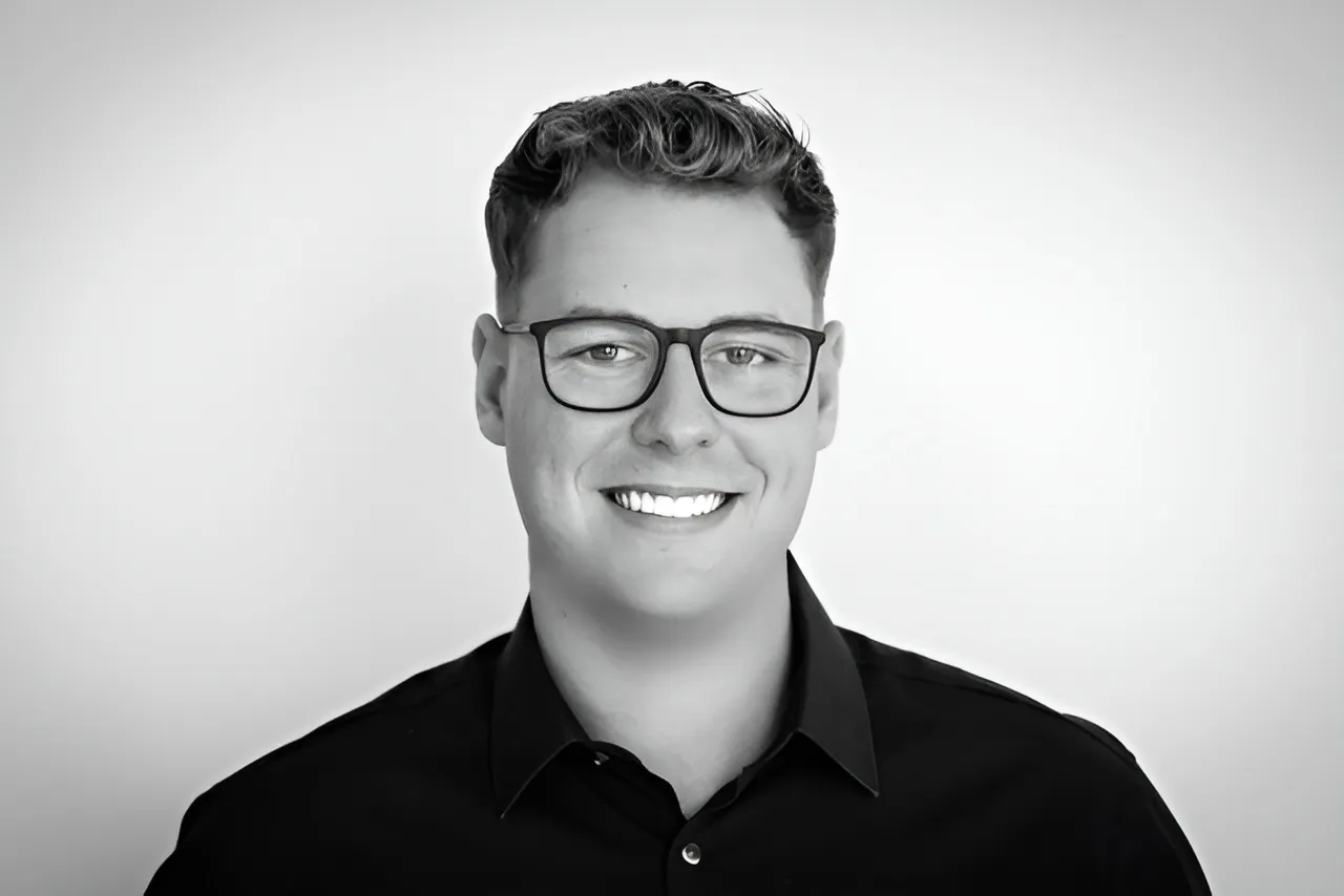 Justin Womble — Head of Sales & Business Development